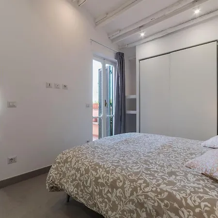 Piazza Navona Panoramic Penthouse *