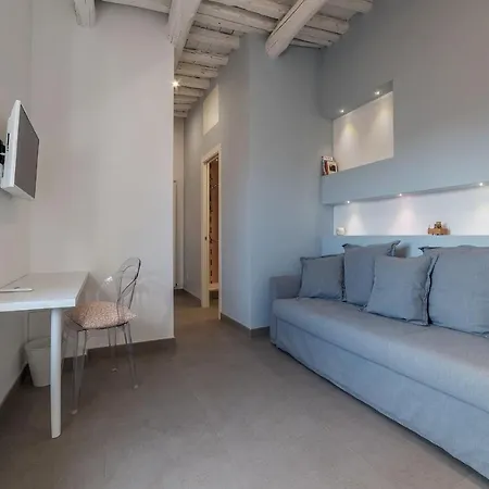 Guesthost - Piazza Navona Panoramic Penthouse Róma