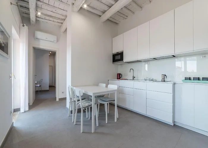 Guesthost - Piazza Navona Panoramic Penthouse *