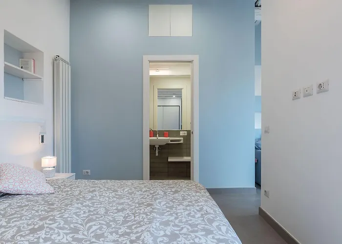 Guesthost - Piazza Navona Panoramic Penthouse